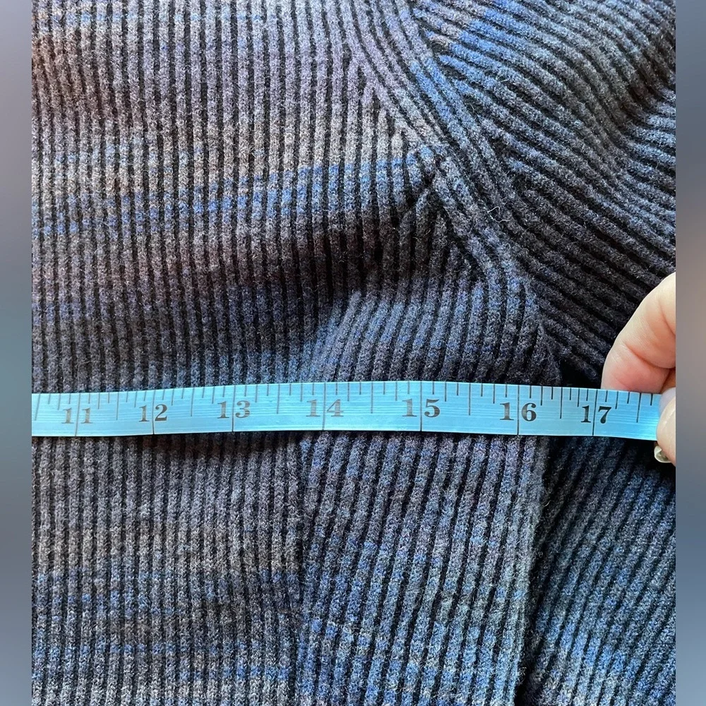 Athleta fun blue